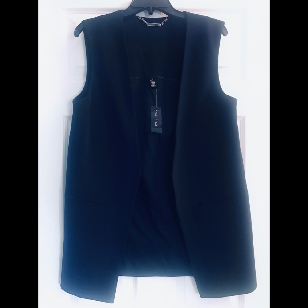 Woman’s one button long vest